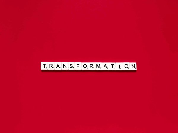 How Can Augmented Reality Transform Customer Experience in UK Retail?